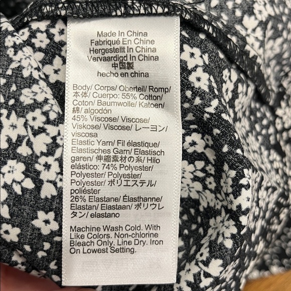 Madewell Smocked Crewneck Mini Dress in Harper Floral Black White NEW Size 4 - Picture 12 of 12